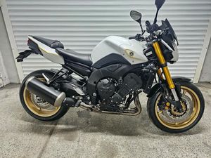 YAMAHA FZ8