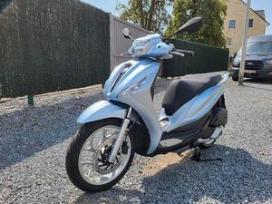 ② PIAGGIO MEDLEY 125 E5+