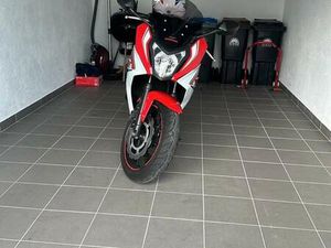 HONDA CBR 650 FA (A2 FÜHRERSCHEIN)