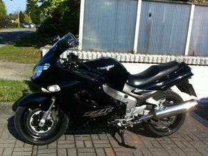 KAWASAKI ZZ-R 1200, BJ. 2003, 59.340 KM, NUR ABHOLUNG