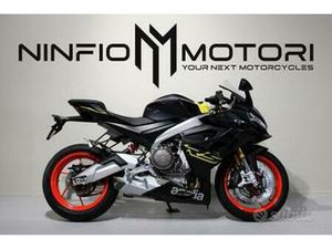 APRILIA RS 660 VENOM YELLOW NUOVA PRONTA CONSEGNA