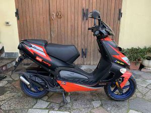 APRILIA SR 50 NERO