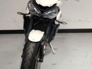 TRIUMPH STREET TRIPLE 765 R 2024 765 CM3 | MOTO ROADSTER | 6 033 KM | BLANC | 11000 CARCASSONNE
