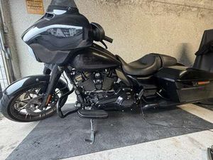 HARLEY-DAVIDSON STREET GLIDE