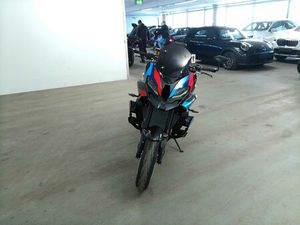 BMW M 1000 XR