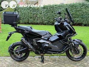 ⭐️ 2025 CUSTOM HONDA XADV 750 TK BLACK EDITION CARPLAY — MOTOREN | HONDA — MARKTPLAATS