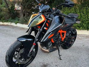KTM SUPERDUKE 1290 R