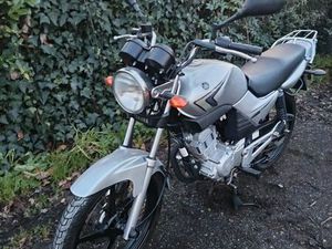 YAMAHA YBR 125