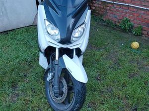 SCOOTER 125 YAMAHA XMAX