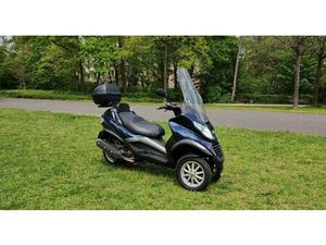 PIAGGIO MP3 400