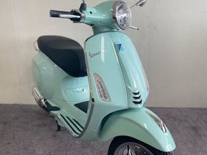 VESPA PRIMAVERA 125 ABS E5+ / VERSCHIEDENE FARBEN!