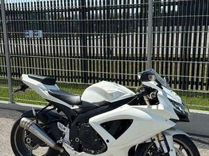 600 K9 | TOP ZUSTAND | NUR 10.000 KM | PICKERL NEU