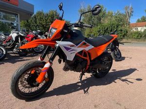 KTM 390 SMC-R