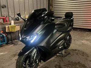 ② YAMAHA T-MAX 560 2020 9900KMS