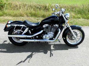 HONDA SHADOW VT 1100 SC 32 AMERICAN STYLE