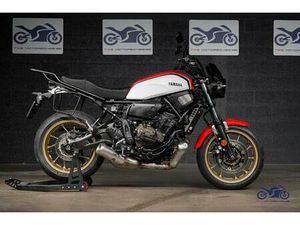 ② YAMAHA XSR 700 - 5.243 KM