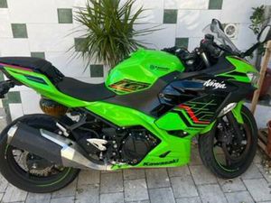 KAWASAKI - NINJA 400 KRT EDITION