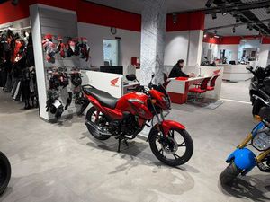 HONDA CB125F 2026 RED *TAGESZULASSUNG 11-25**