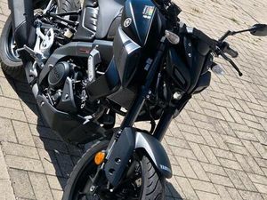 VERKAUFE YAMAHA MT-125