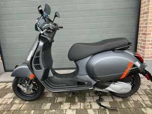② VESPA GTS 300 HP SUPERSPORT - 4441 KM