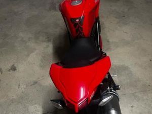 DUCATI - STREETFIGHTER V2