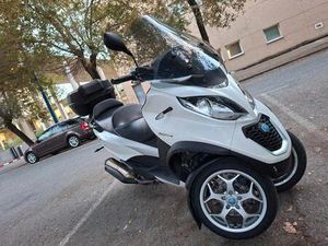 PIAGGIO - MP3 BUSSINESS