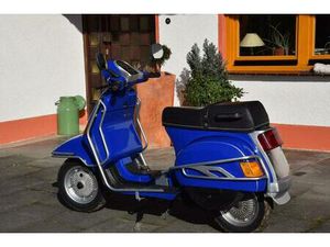 VESPA COSA 200.
