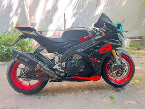 APRILIA RSV4 2023 NUR 3800 KM