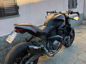 DUCATI MONSTER 821 STEALTH NERO