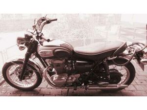 KAWASAKI W 650