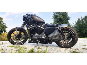 HARLEY DAVIDSON SPORTSTER XL 883N IRON