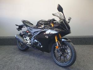 YAMAHA R125 EURO 5 124 CC