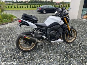 YAMAHA FZ8