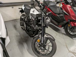 HONDA CBR 125 R 2025 125 CM3 | MOTO SPORTIVE | 4 200 KM | BLANC | 80136 RIVERY