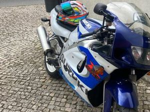 SUZUKI GSX 600 R…. ALGUEIRÃO-MEM MARTINS