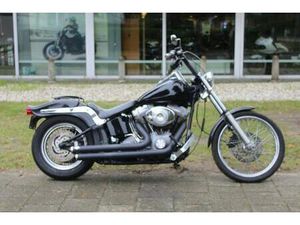 ② HARLEY-DAVIDSON SOFTAIL STANDARD FXST