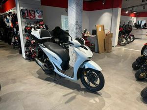 HONDA SH125 MATT COOL WHITE *TAGESZULASSUNG 08-25*
