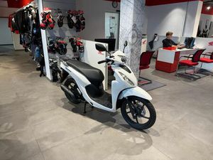 HONDA VISION 110 2025 WHITE *TAGESZULASSUNG 07-25*