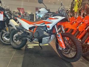 KTM 890 ADVENTURE R ONLY 250 MILES INC FULL TECH PACK