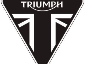 TRIUMPH TIGER 800 XRX LOW, 202016/16, JUST 11493 MILES AND FINISHED IN WHITE