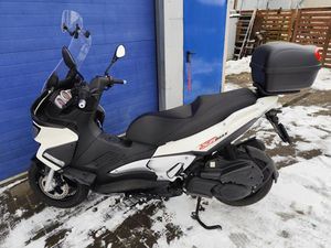 APRILIA SR MAX 125 BYSTRZYCA