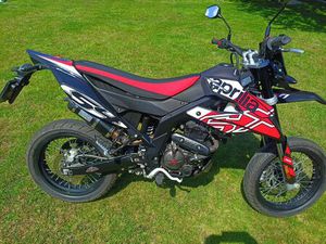 APRILIA 125 SX SUPERMOTO ABS NISKI PRZEBIEG LÓDŹ GÓRNA