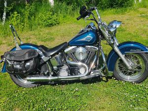 FLSTC HERITAGE SOFTAIL CLASSIC