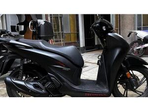 VENDO HONDA SH 125I SPORT (2024 - 25) USATA A MILANO (CODICE 9913958) - MOTO.IT