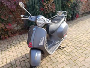 VESPA GTS 125 SUPER SPORT