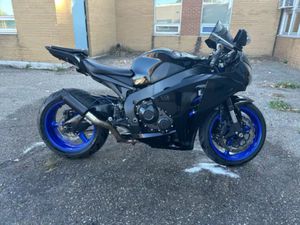 HONDA CBR 1000RR FIREBLADE