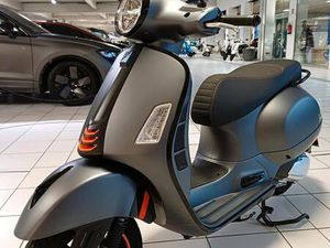 VESPA GTS 310 SUPER SPORT GRAU E5+ *TOP ZUSTAND*KEYLESS*