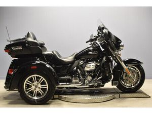 2018 HARLEY-DAVIDSON TRI GLIDE ULTRA