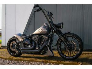 HARLEY-DAVIDSON SOFTAIL BREAKOUT 1690 CC