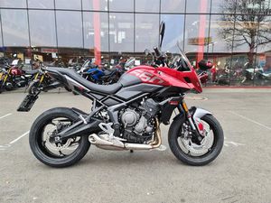 MOTO NEUVE: TRIUMPH TIGER SPORT 660